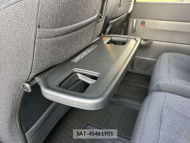 Honda STEP WGN 2026-01 7330299-8
