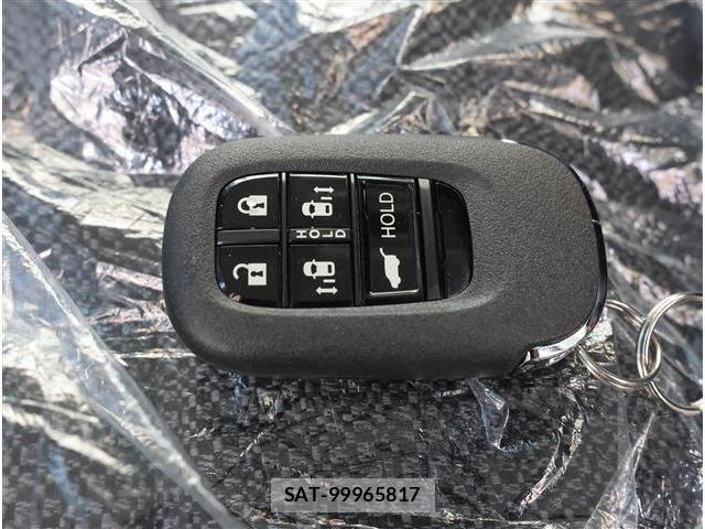 Honda STEP WGN 2026-02 7330291-16