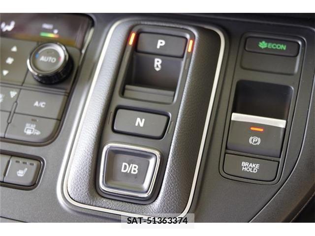 Honda STEP WGN 2026-02 7330290-9