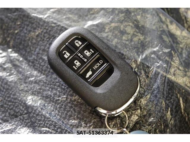 Honda STEP WGN 2026-02 7330290-14