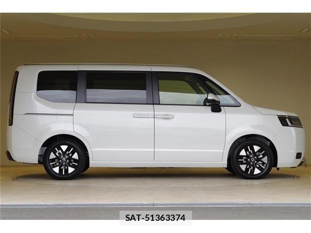 Honda STEP WGN 2026-02 7330290-21