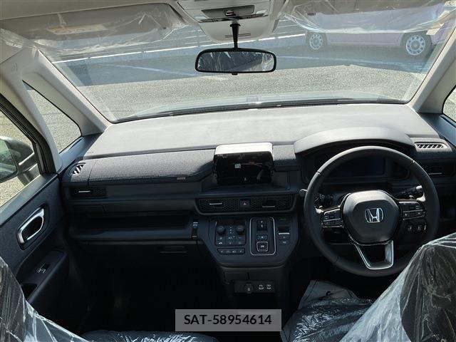 Honda STEP WGN 2026-02 7330295-1