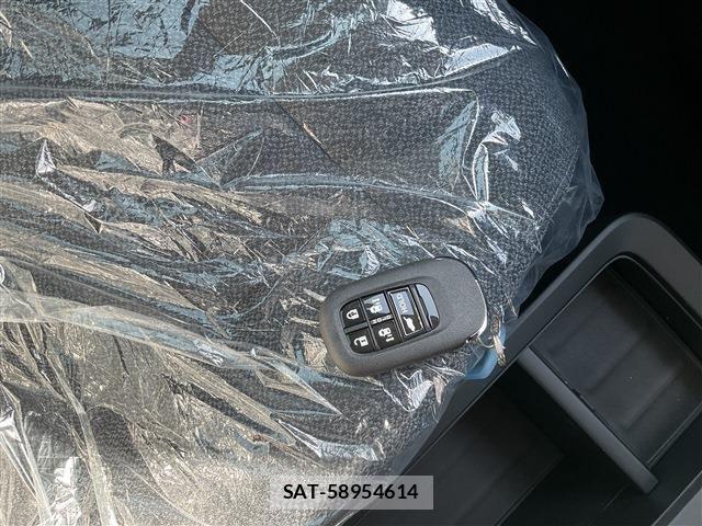 Honda STEP WGN 2026-02 7330295-22