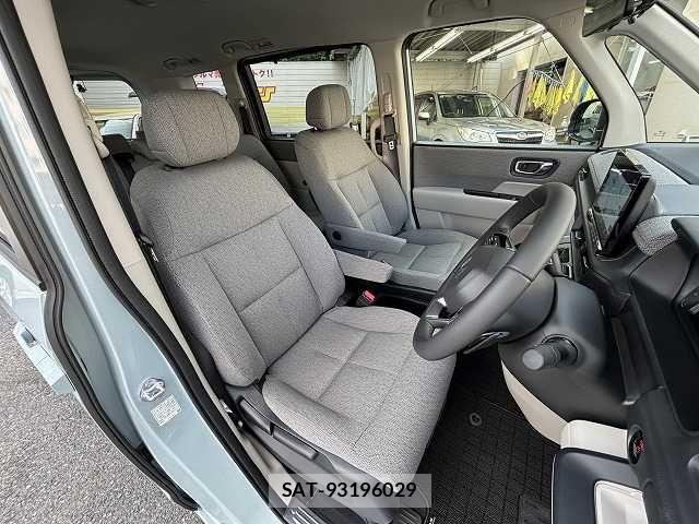 Honda STEP WGN 2025-05 7330298-25