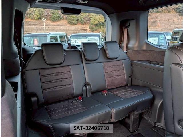 Honda STEP WGN 2026-05 7359958-17