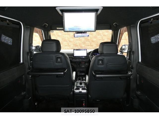 Honda STEP WGN 2022-08 7394277-14