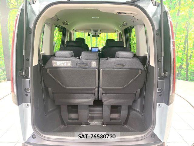 Honda STEP WGN 2023-08 7789425-10