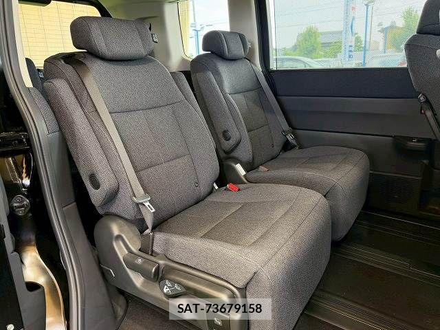 Honda STEP WGN 2025-05 7789427-9