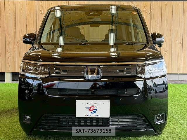 Honda STEP WGN 2025-05 7789427-16