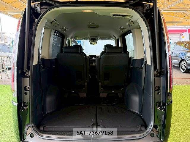Honda STEP WGN 2025-05 7789427-19