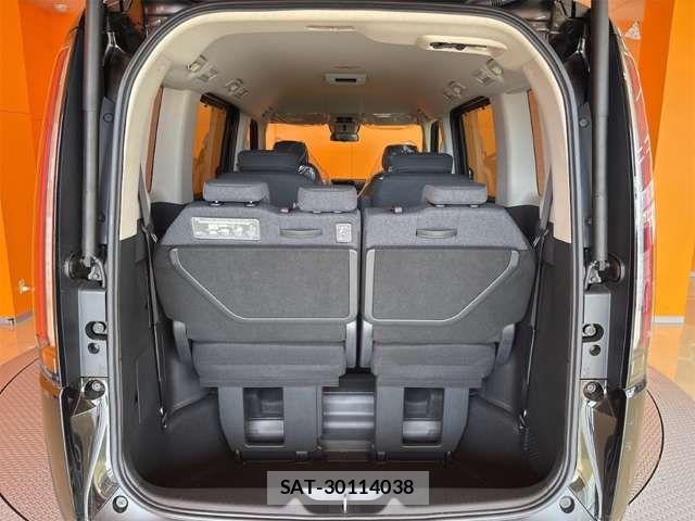 Honda STEP WGN 2026-05 7981116-12