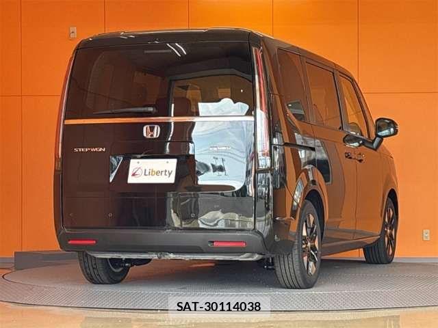 Honda STEP WGN 2026-05 7981116-8