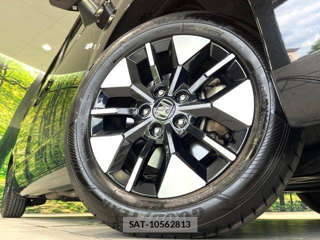 Honda STEP WGN 2024-05 8038458-13
