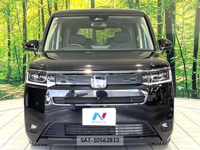 Honda STEP WGN 2024-05 8038458-14