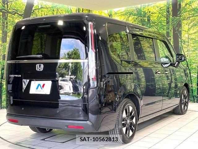 Honda STEP WGN 2024-05 8038458-16