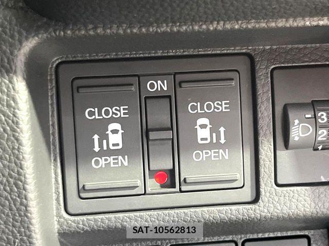 Honda STEP WGN 2024-05 8038458-4