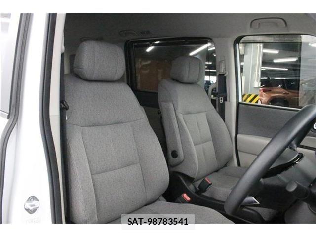 Honda STEP WGN 2023-05 8075707-26