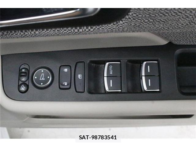 Honda STEP WGN 2023-05 8075707-29