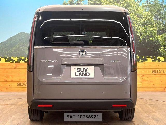 Honda STEP WGN 2024-09 8075706-14