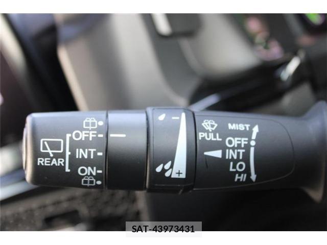 Honda STEP WGN 2022-07 8146761-11