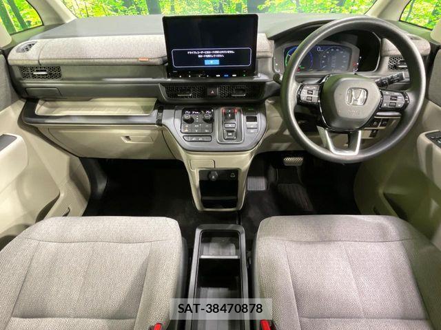 Honda STEP WGN 2024-03 8246784-1