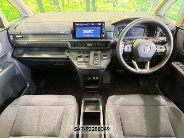 Honda STEP WGN 2026-02 8337993-1