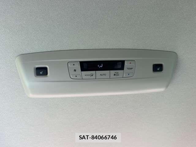Honda STEP WGN 2026-06 8415113-11
