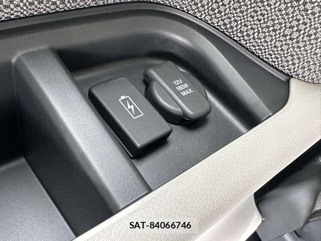 Honda STEP WGN 2026-06 8415113-19