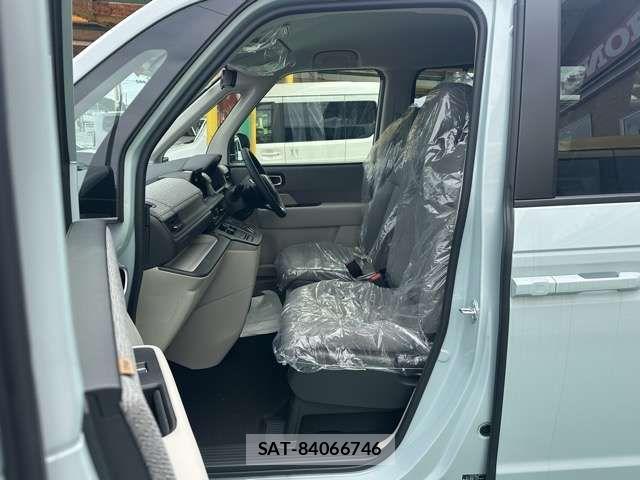 Honda STEP WGN 2026-06 8415113-4