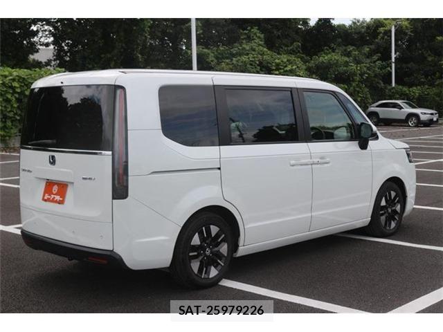 Honda STEP WGN 2023-07 8797577-9