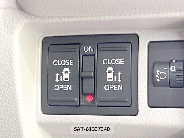 Honda STEP WGN 2025-05 8850722-4