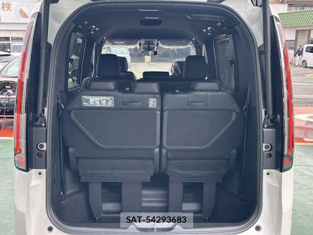 Honda STEP WGN 2025-12 4987131-17