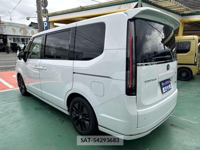 Honda STEP WGN 2025-12 4987131-3