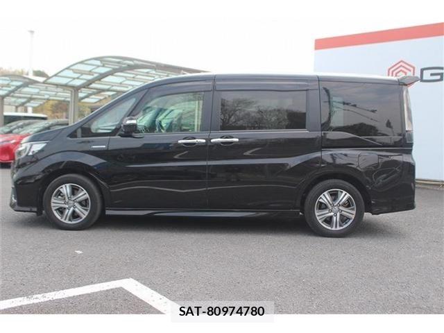 Honda STEP WGN 2018-03 5879570-12