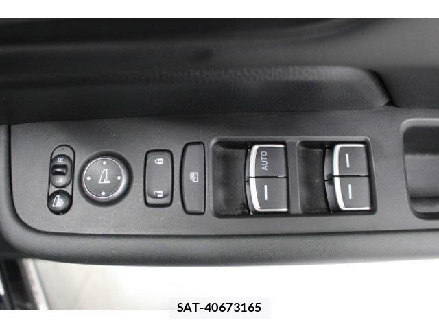 Honda STEP WGN 2023-10 5879546-27