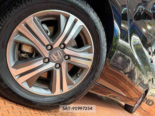 Honda STEP WGN 2021-04 5879554-13