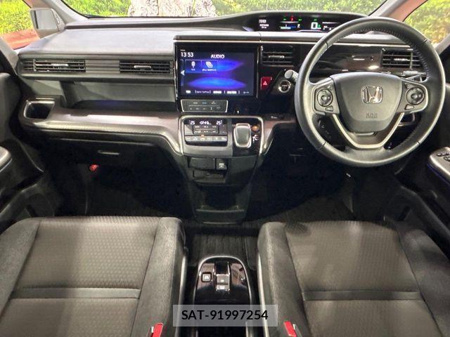 Honda STEP WGN 2021-04 5879554-1