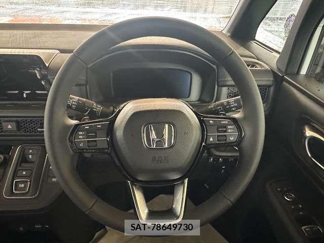 Honda STEP WGN 2026-02 5879531-14