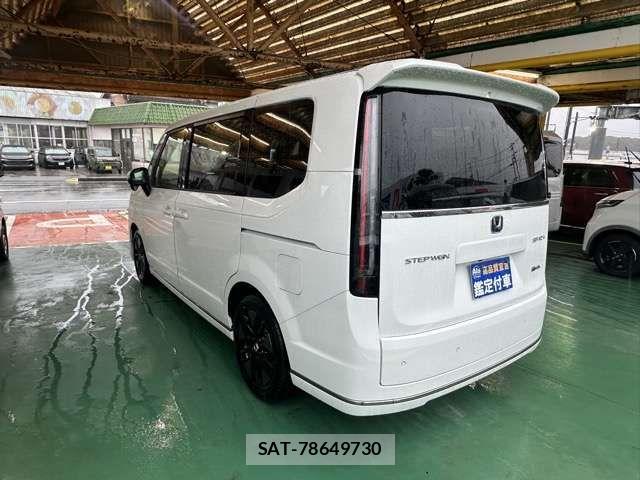 Honda STEP WGN 2026-02 5879531-3
