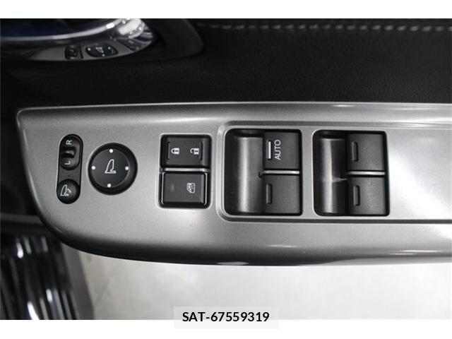 Honda STEP WGN 2017-12 6019657-28