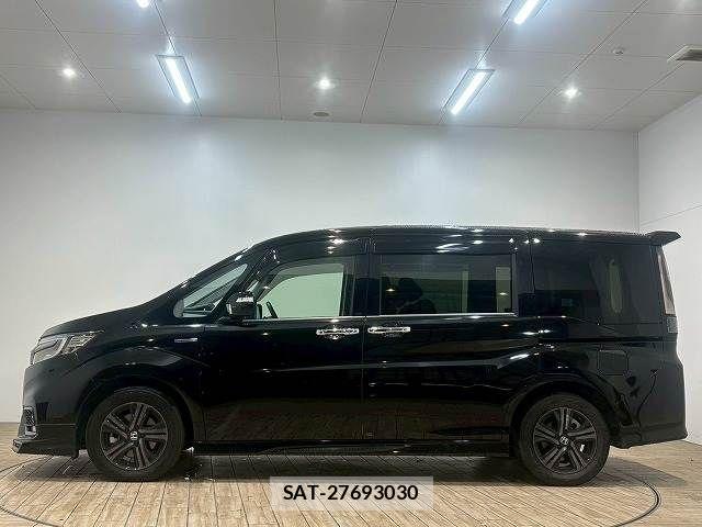 Honda STEP WGN 2019-04 6019649-14