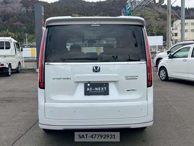 Honda STEP WGN 2022-07 6019626-18