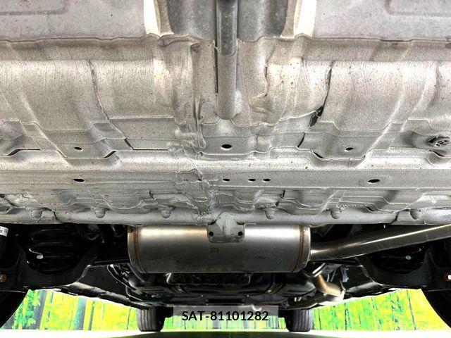 Honda STEP WGN 2022-05 6219892-19