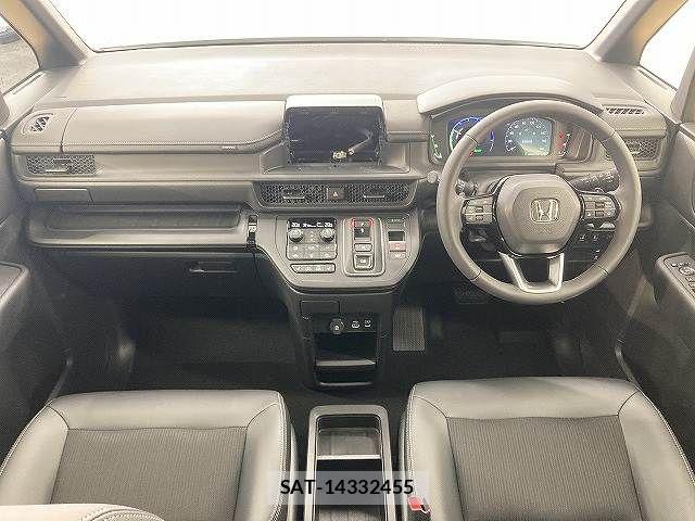 Honda STEP WGN 2026-03 6546943-2