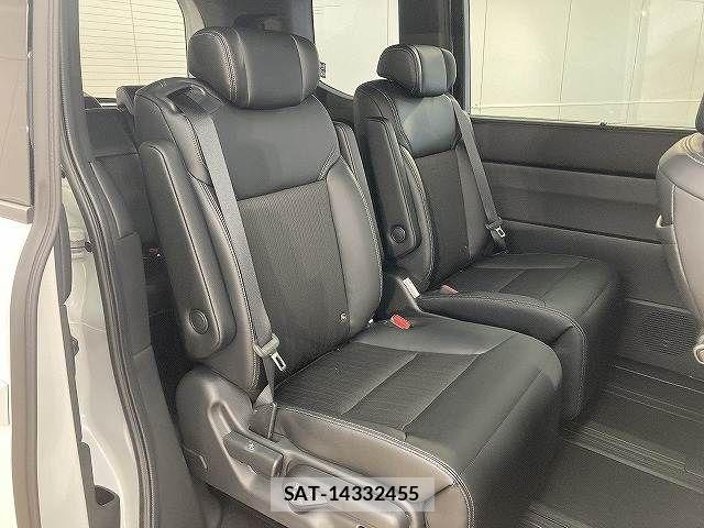 Honda STEP WGN 2026-03 6546943-5