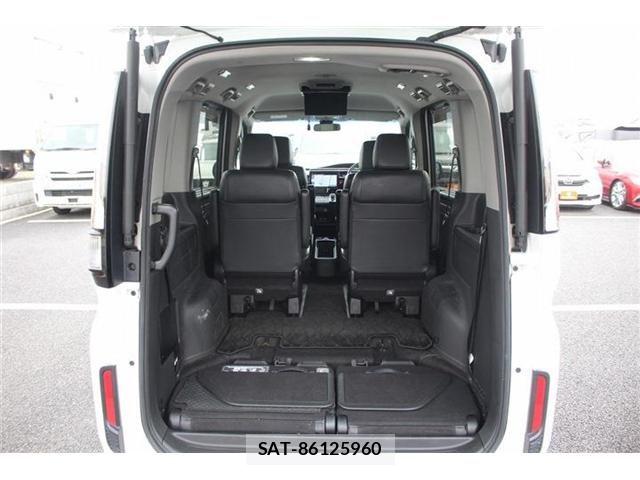 Honda STEP WGN 2021-07 6615035-26