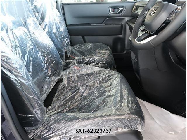 Honda STEP WGN 2025-12 6615032-11