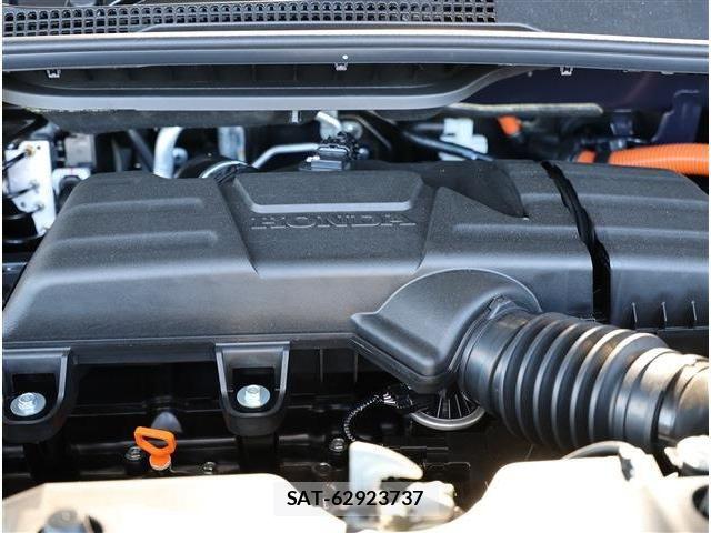 Honda STEP WGN 2025-12 6615032-18