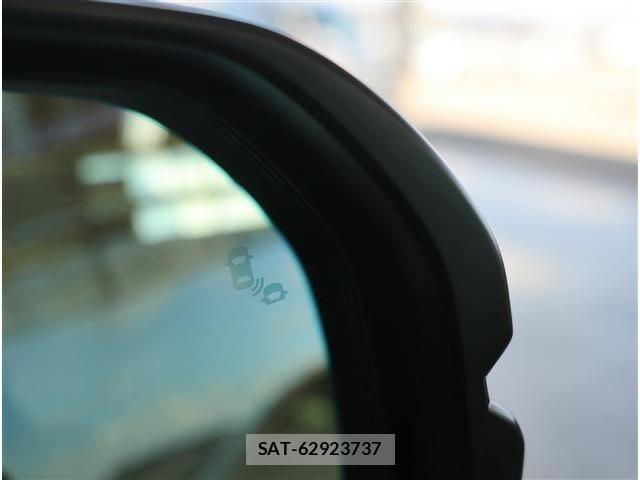 Honda STEP WGN 2025-12 6615032-19