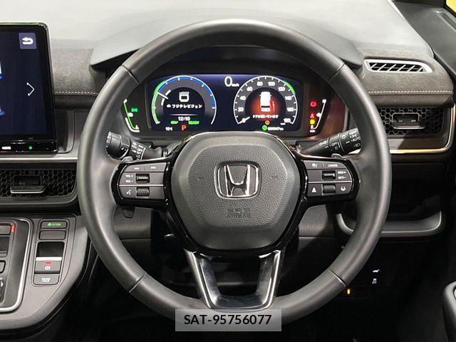 Honda STEP WGN 2023-08 6673760-12